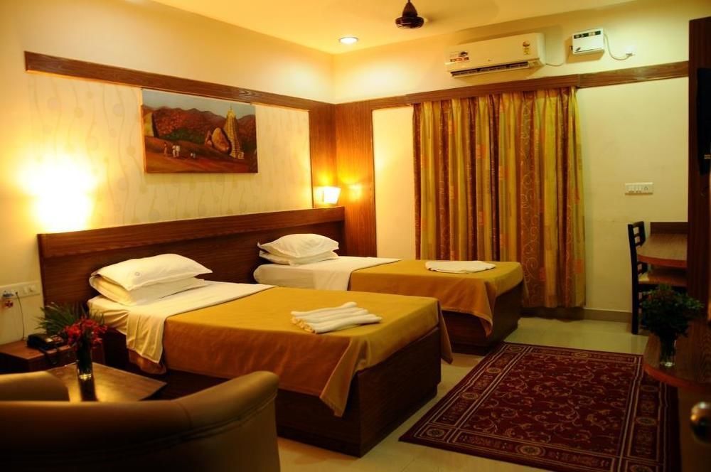 Kstdc Hotel Mayura Bhuvaneshwari Kamalapur Хампи Екстериор снимка